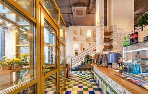 Атмосферное пространство с цветами