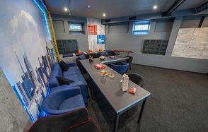 Стильный зал в стиле Манхэттен 