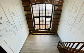 Poire Просторный двухуровневый лофт 