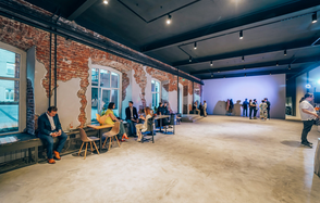 Просторный лофт с отдельным входом для детских мероприятий