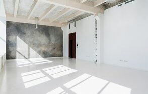 Studio 212 (Студио 212). Панорамный лофт в стиле минимализм