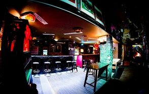 Пространство «Freedom» Атмосферный лофт-бар в центре СПб