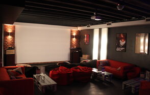 Лофт с бильярдом в Мытищах