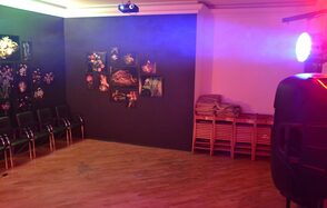 Лофт с концертной площадкой