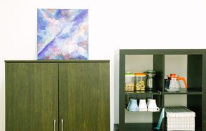 Moscow English Club Аудитория с большим окном