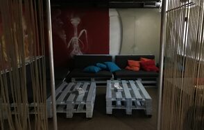 Lounge Box (Лаунж Бокс). Лофт с вип комнатами 