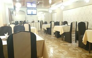 Банкетный зал на Чернышевской