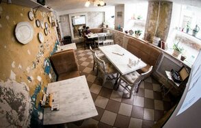 Бар под закрытие в центре 