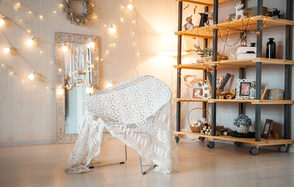 Фотостудия Эффект Бабочки Светлый зал с большими окнами 