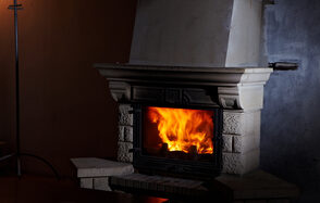 лофт с камином и мансардой