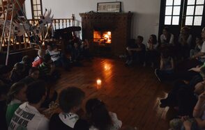 Двухэтажный коттедж за городом