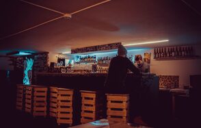 Avrora Bar. Деревянный лофт