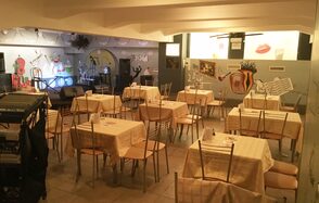 Малый зал со сценой на Цветном