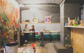 Арт Пространство Cubicle Loun