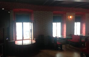 Лофт с баром в центре