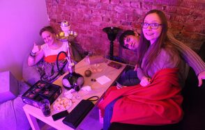 Tesla Lounge Мини-лофт с настольным футболом