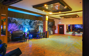 Лофт со сценой 