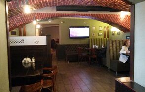 Зал кафе под закрытие