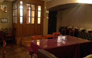 Зал кафе под закрытие