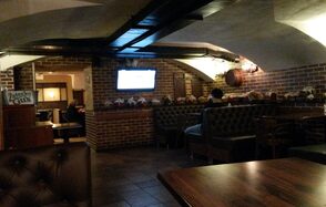 Зал кафе под закрытие