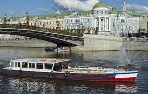 Теплоход Будь Готов