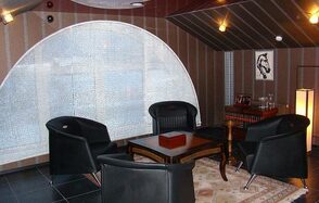 Дача Линдстрема Пространство с бильярдом