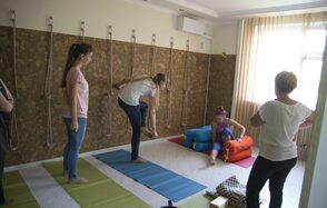 Зал для йоги Айенгара