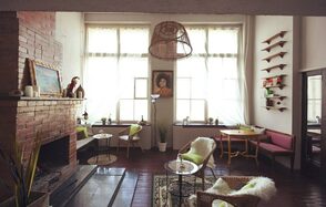 Пентхаус Поднебесная. Уютный лофт с действующим камином