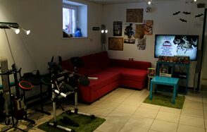 Антикафе GLHF Лофт: 400 видеоигр, 100 настольных