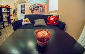 Кафе Музея Гараж Зал с аквариумом для небольшой компании