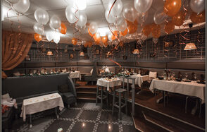 Полная аренда кафе во дворике