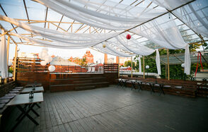 Loft LEVEL 19 на заводе Кристалл. Крыша для вечеринок