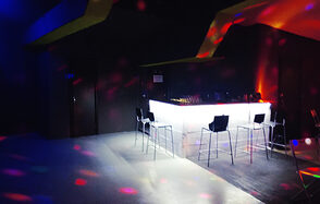 Лофт со звуком и светом для вечеринки