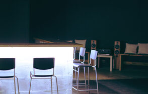 Лофт со звуком и светом для вечеринки