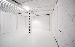 713.Media Белый лофт на Арбате