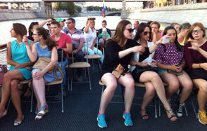 Теплоход Шаман для шумных вечеринок