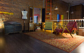 Лофт Банка. Двухуровневый лофт со сценой