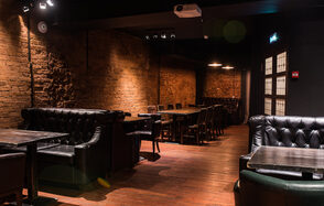 Kontora Grill Pub. Арт-лекторий 