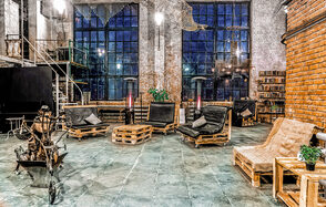 АртКонтракт Площадка с высокими потолками 