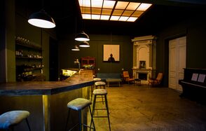 Голицын Холл Лофт-особняк в центре