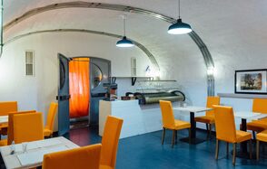 кафе "Я Дома" Лофт со сводчатым потолком