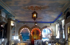 Стилизованный банкетный зал 