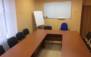 Кабинет с партами