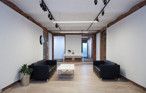 Space-U Лаунж зона