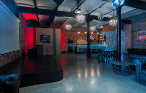 Эксклюзивный лофт с авторским дизайном