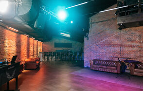 Двухэтажный лофт в центре Москвы