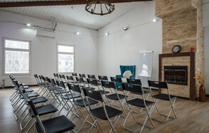 Gold&Dance Светлый лофт с камином