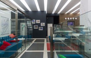 GrowUp коворкинг. Дизанерский конференц-зал