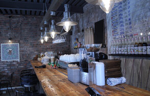 Лофтовый Кофе-бар Medvedi на Партизанской