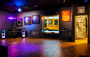 Галерея HOT-ART. Трансформируемый арт-лофт